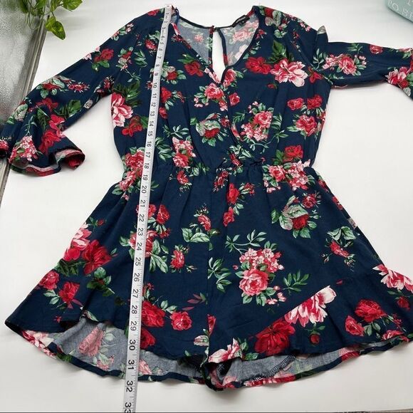 Ambiance Navy Red Floral Ruffle Romper MEDIUM - Picture 14 of 15